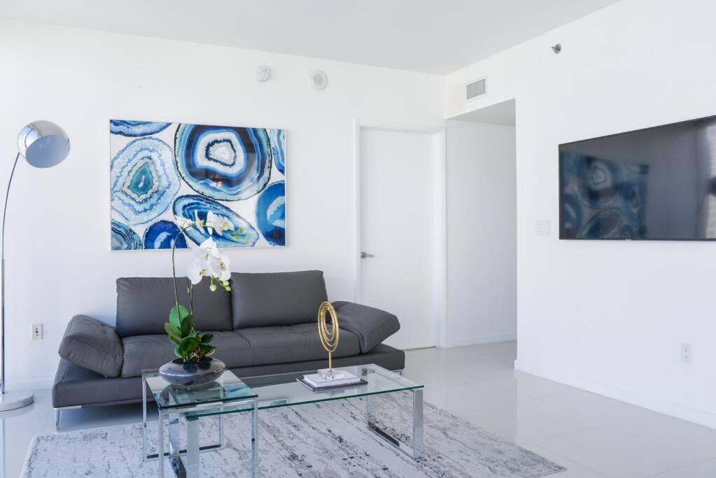 Wonderful 2 Bedroom Apt With Ocean Views At Icon Brickell Miami Exterior photo